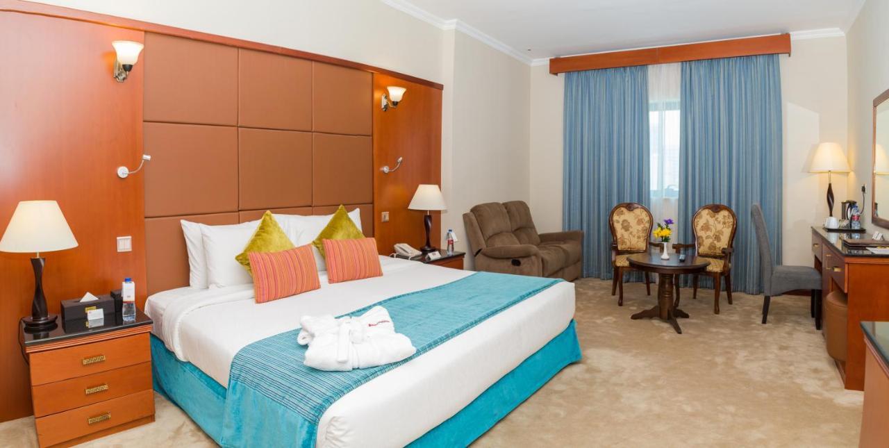 The Park Hotel Formerly Dubai Buitenkant foto